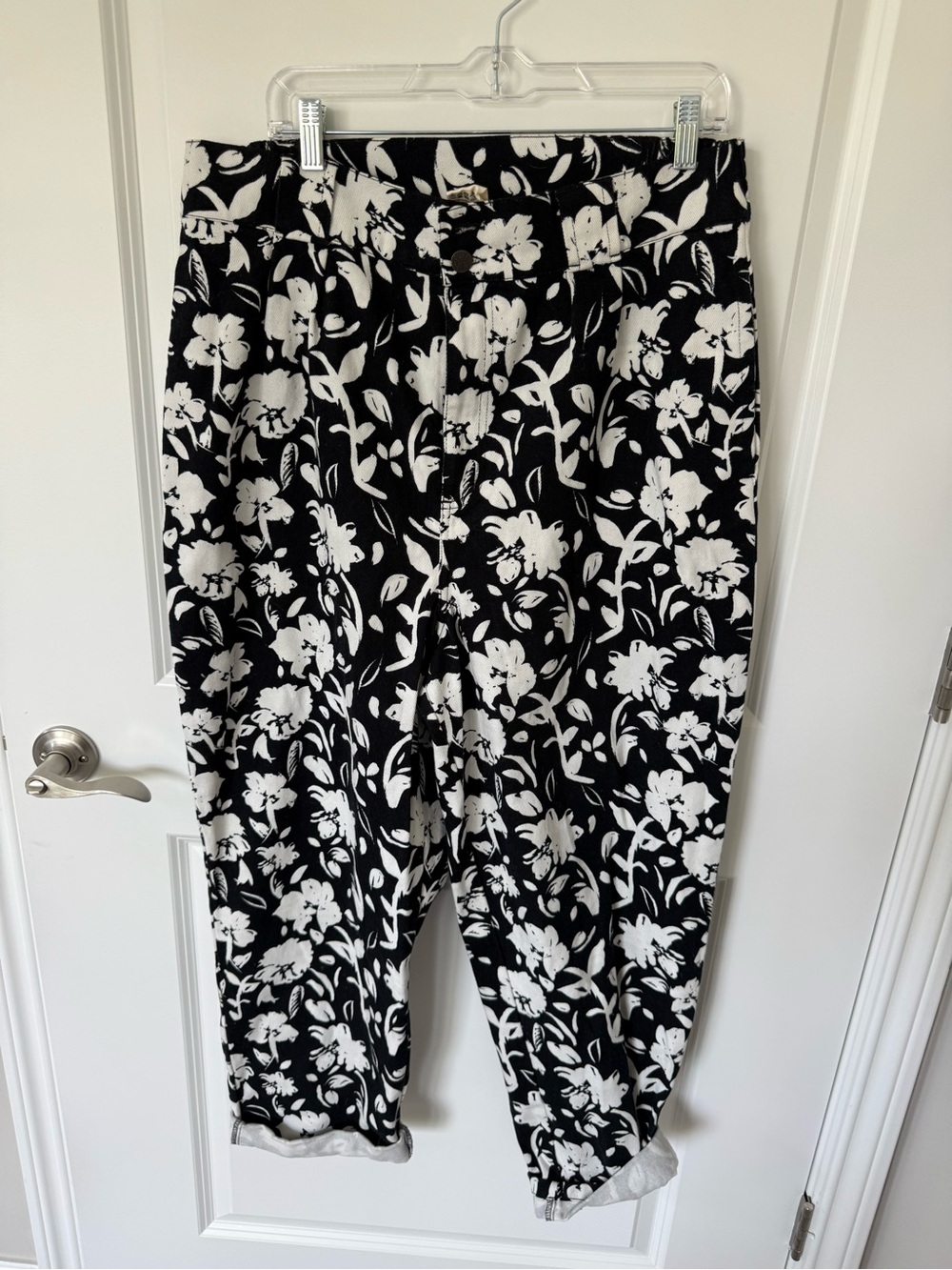 Lucy & Yak Floral Pants Size 36